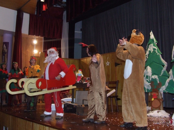 Última sessão da peça “As Renas do Pai Natal” acontece no próximo domingo