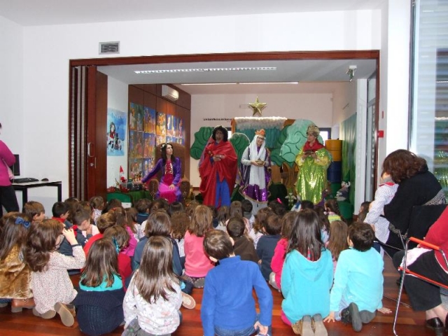 Biblioteca Municipal de Oliveira do Hospital comemora Dia de Reis