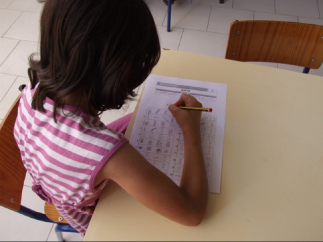 Programa “Escola Feliz” ajuda alunos a melhorar o desempenho escolar