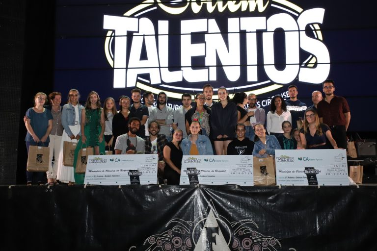 100d07a0fc97eb3f4862be519eeaa9e7