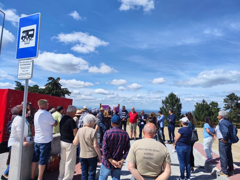 d8b22359365bf39f810ae25d424dcb05