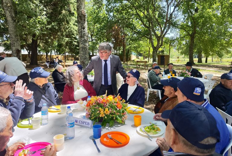 07360e5ecc2061d7ede23db399d6d18b