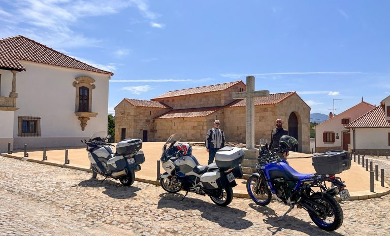 8e013a4c5d0a4c61a59bde31f07252d3