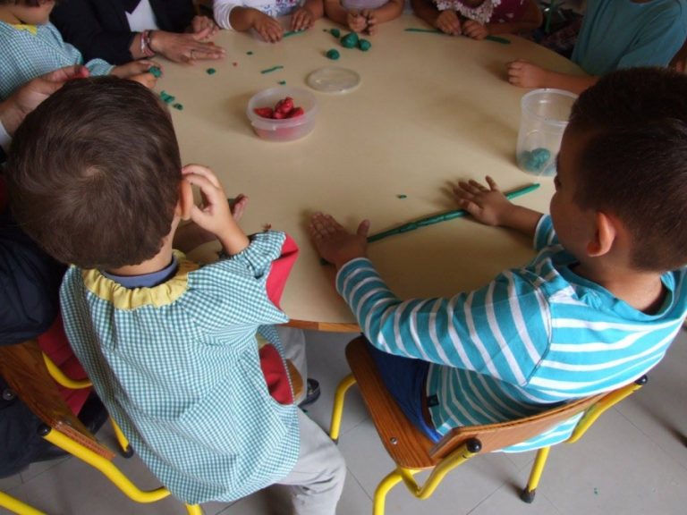 5ae698f87915cc5250241bddb9b546e1_XL