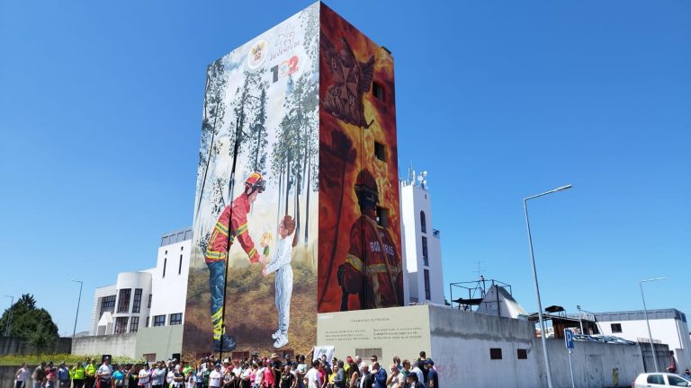 Mural de Homenagem aos Bombeiros