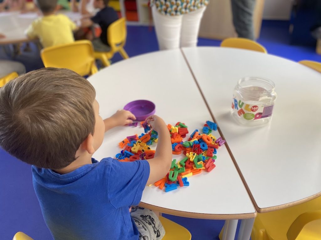 Mais de um milhão de euros para apoiar famílias de Oliveira do Hospital