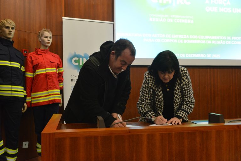 Oliveira do Hospital integra reforço regional de equipamentos de proteção para bombeiros