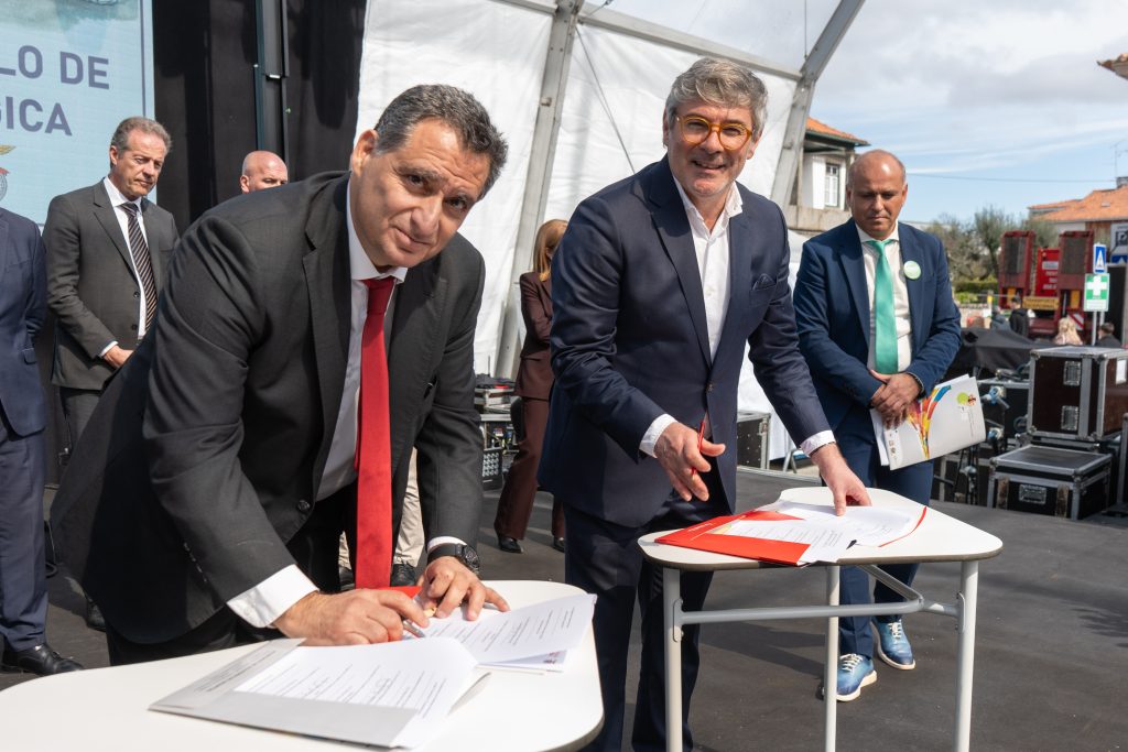 Benfica assume plantação de 50 mil árvores em Oliveira do Hospital