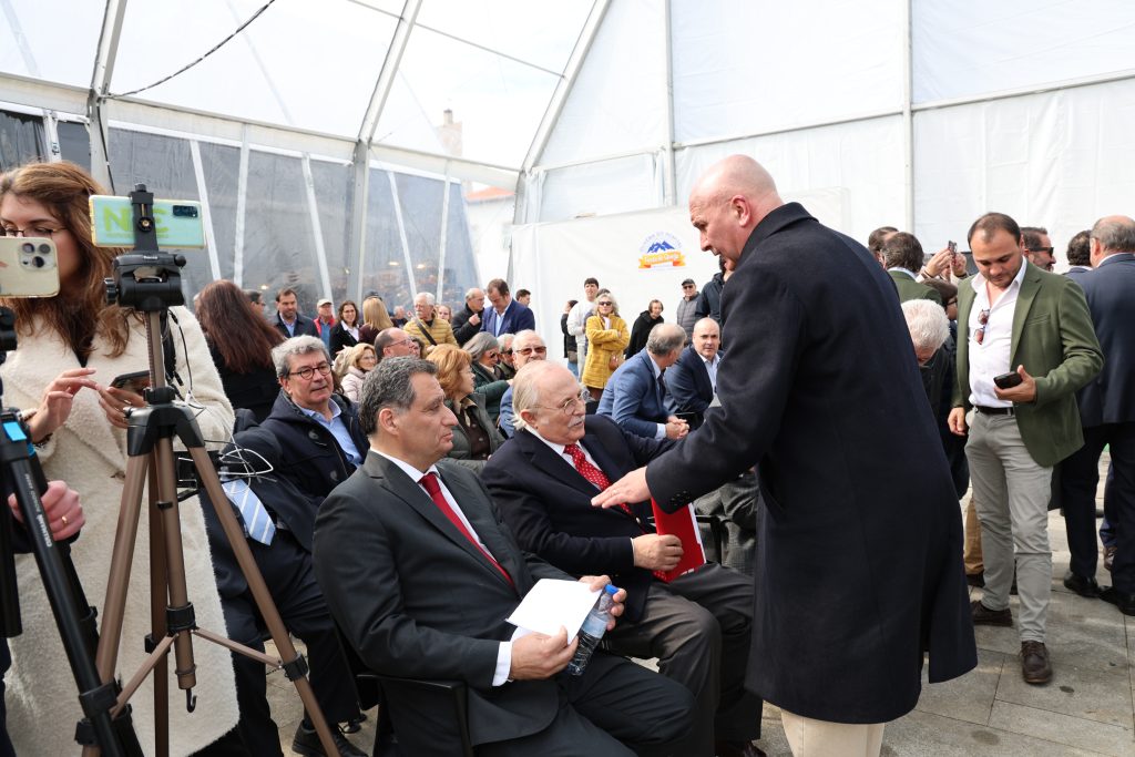 Benfica assume plantação de 50 mil árvores em Oliveira do Hospital