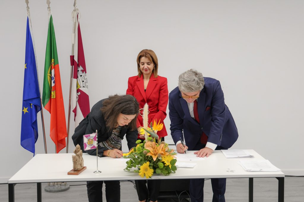 Câmara Municipal renova protocolos de cooperação financeira com grupos culturais