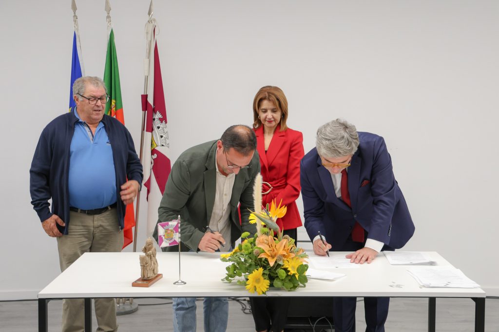 Câmara Municipal renova protocolos de cooperação financeira com grupos culturais