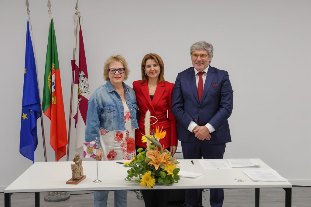 Câmara Municipal renova protocolos de cooperação financeira com grupos culturais